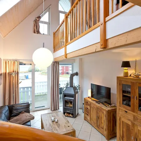 Cozy In Rechlin With Sauna