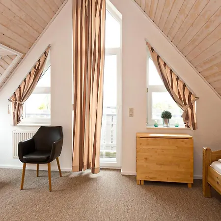Cozy In With Sauna Apartmán *